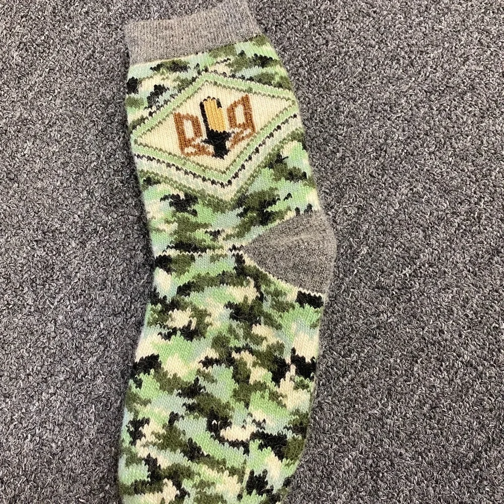 Camouflage Green and Gray Men's Casual Socks